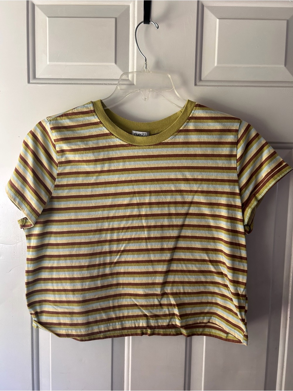 Rue21 vintage olive green & Brown Striped Short Sleeve Tee Y2K cropped